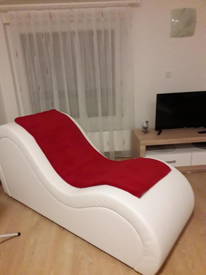 Apartman Mmvg Studio Zagreb Airport Velika Gorica Eksteriør billede